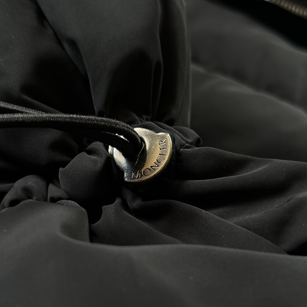 Пуховик moncler оригінал монклер жіночий оригінальний чорний куртка