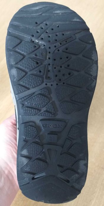 Buty zimowe ocieplane wodoodporne śniegowce GEOX 27 czarne granatowe
