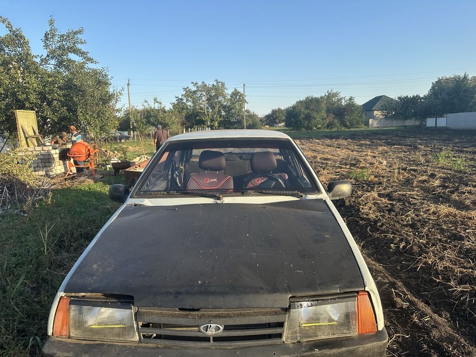 Продам авто 99 на ходу