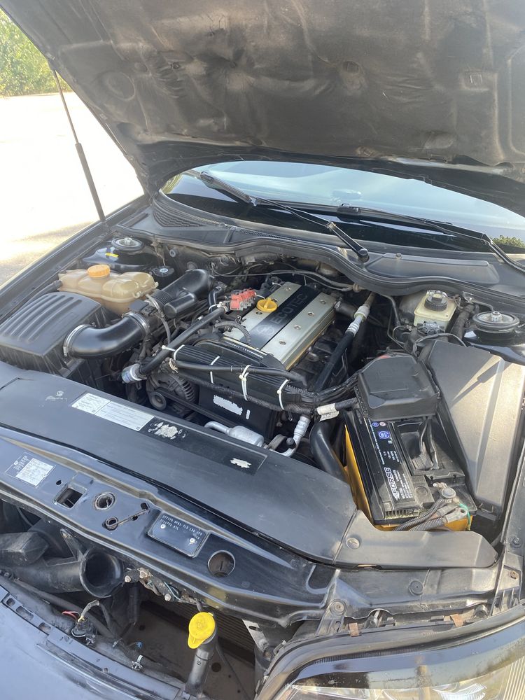 Opel Omega B 2.2