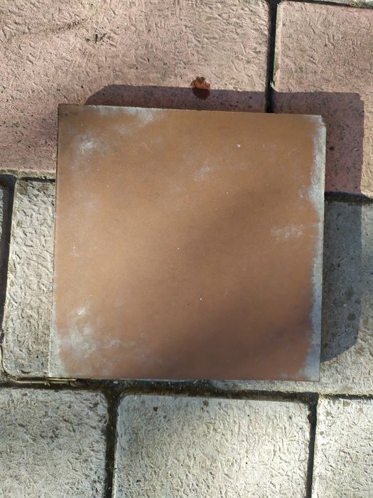 Продам плитку,15×15,