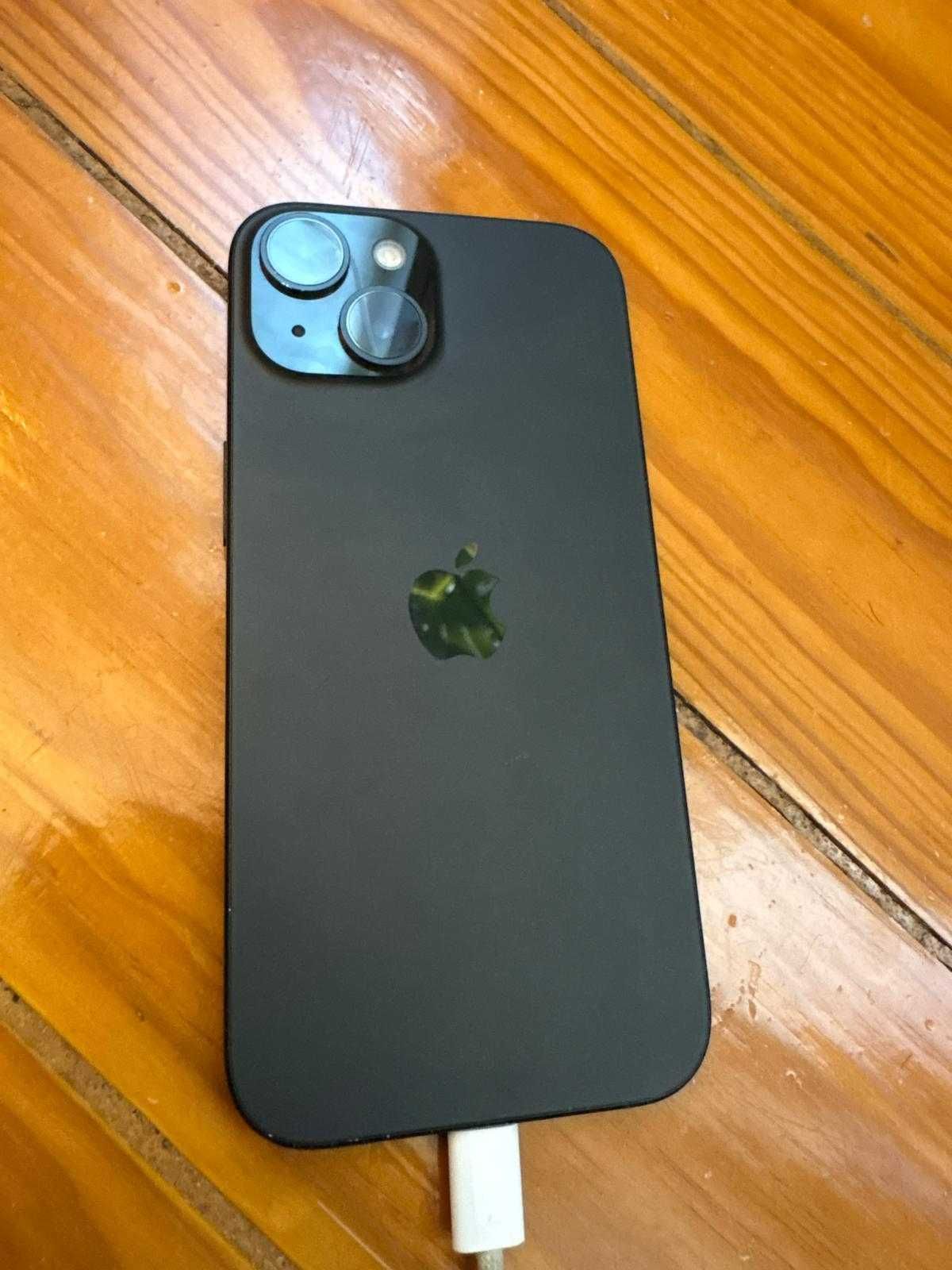 iPhone 15 128 GB