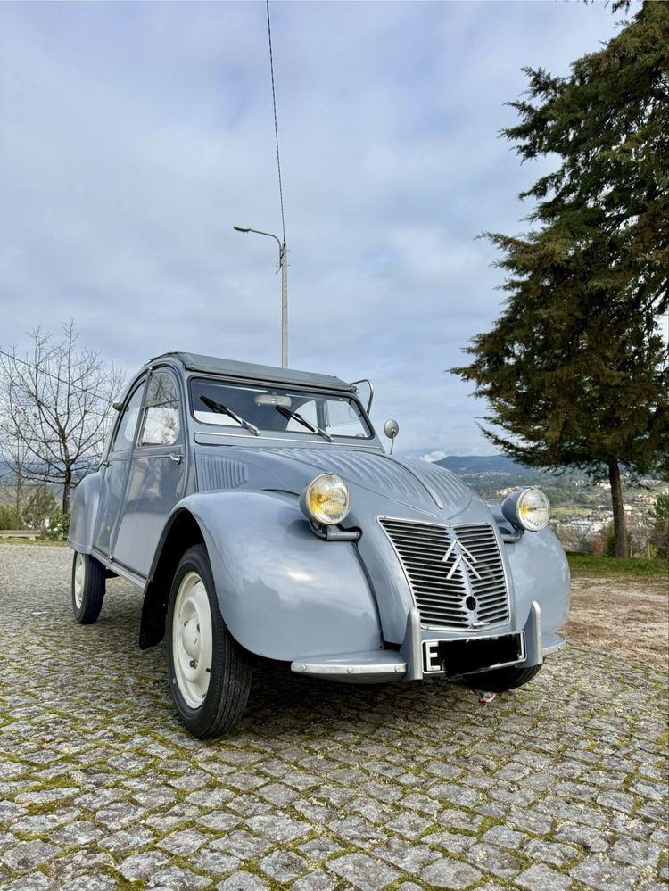 Citroen 2cv az Primeira série