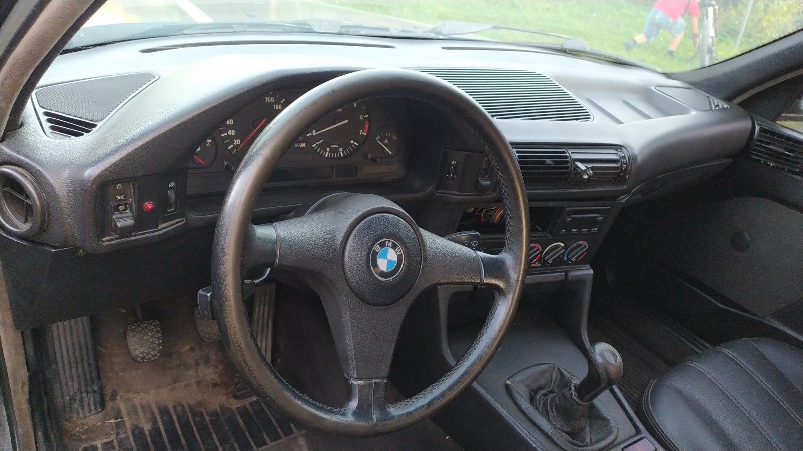 Продам BMW 520 E 34