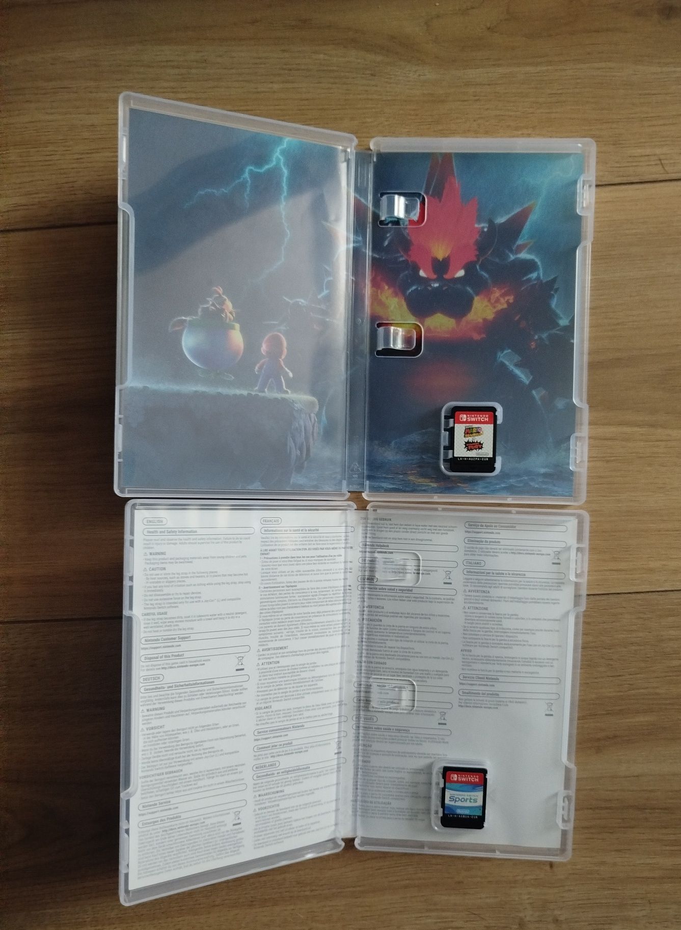 Konsola Nitendo Switch HAC-001(-01)+Kontroler Switch Czerwono-niebiesk