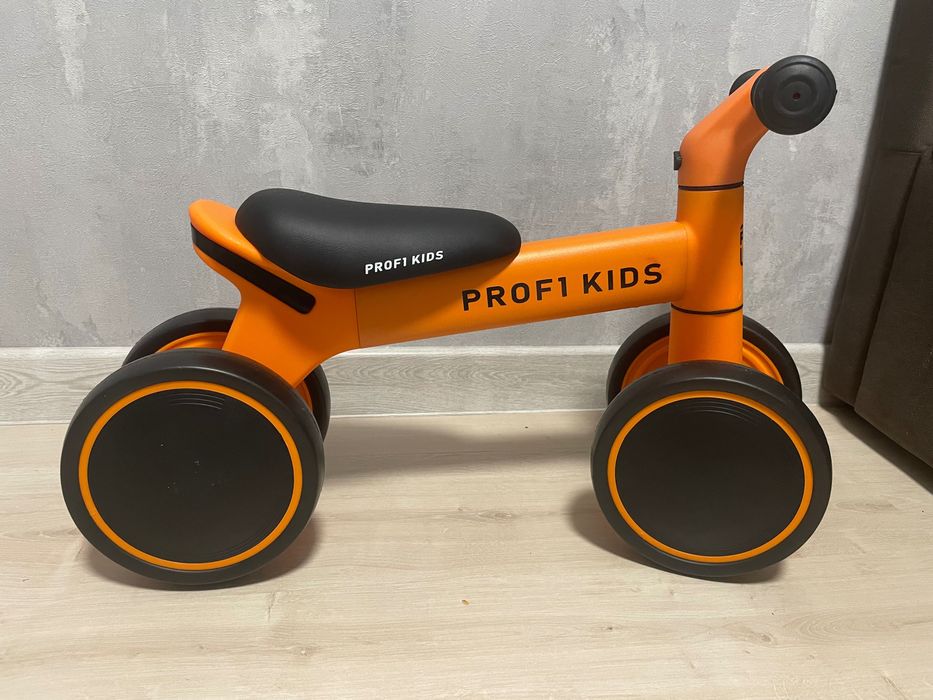 Велобіг дитячий чотирьохколісний Profi kids