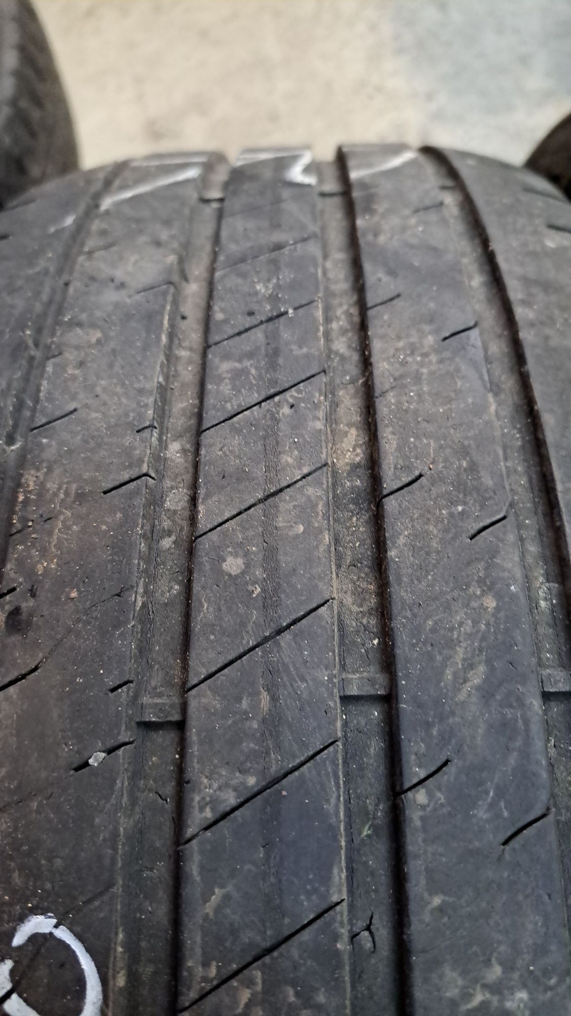 Pneus 225/55/17 Goodyear