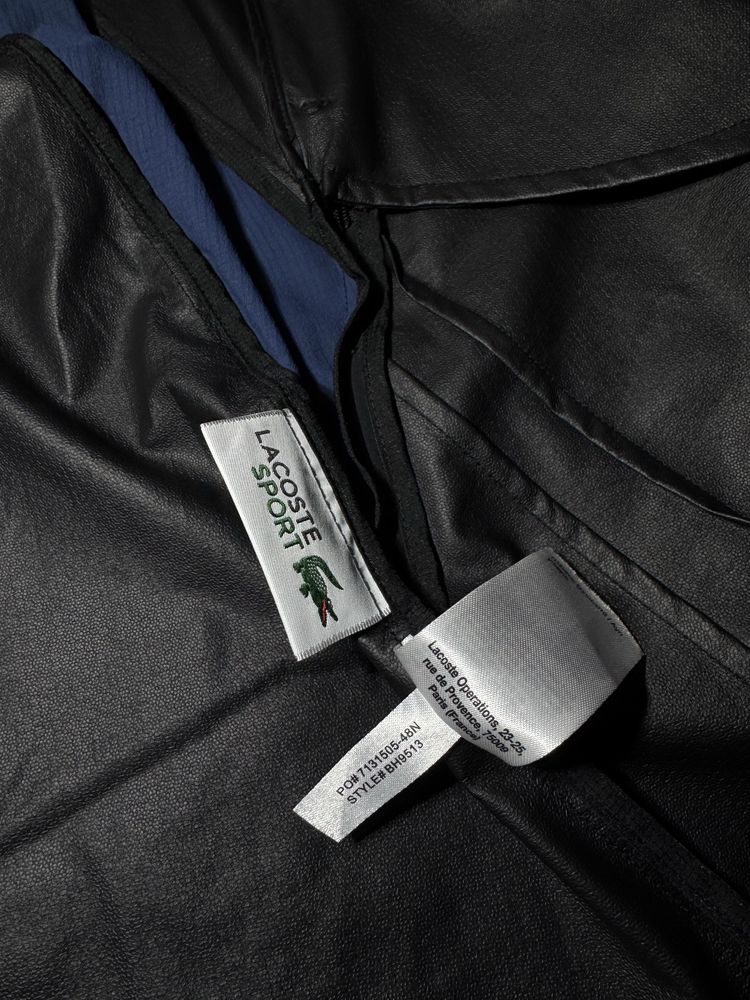 Легенька вітровка Lacoste