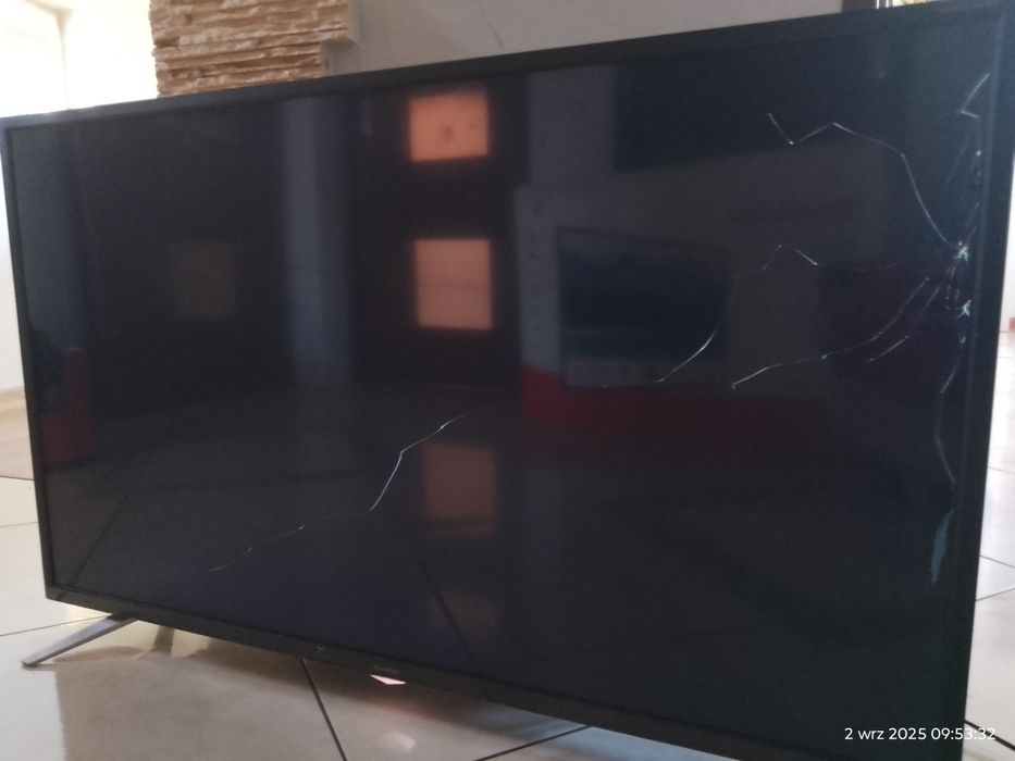 Telewizor SHARP 40 cali