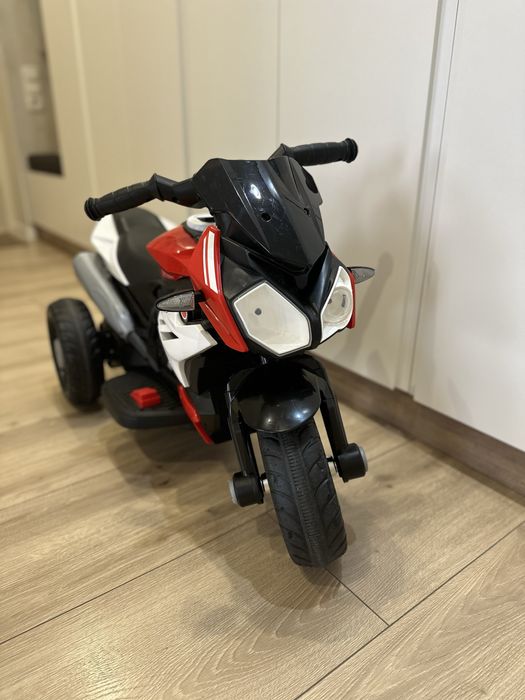 Дитячий електромотоцикл