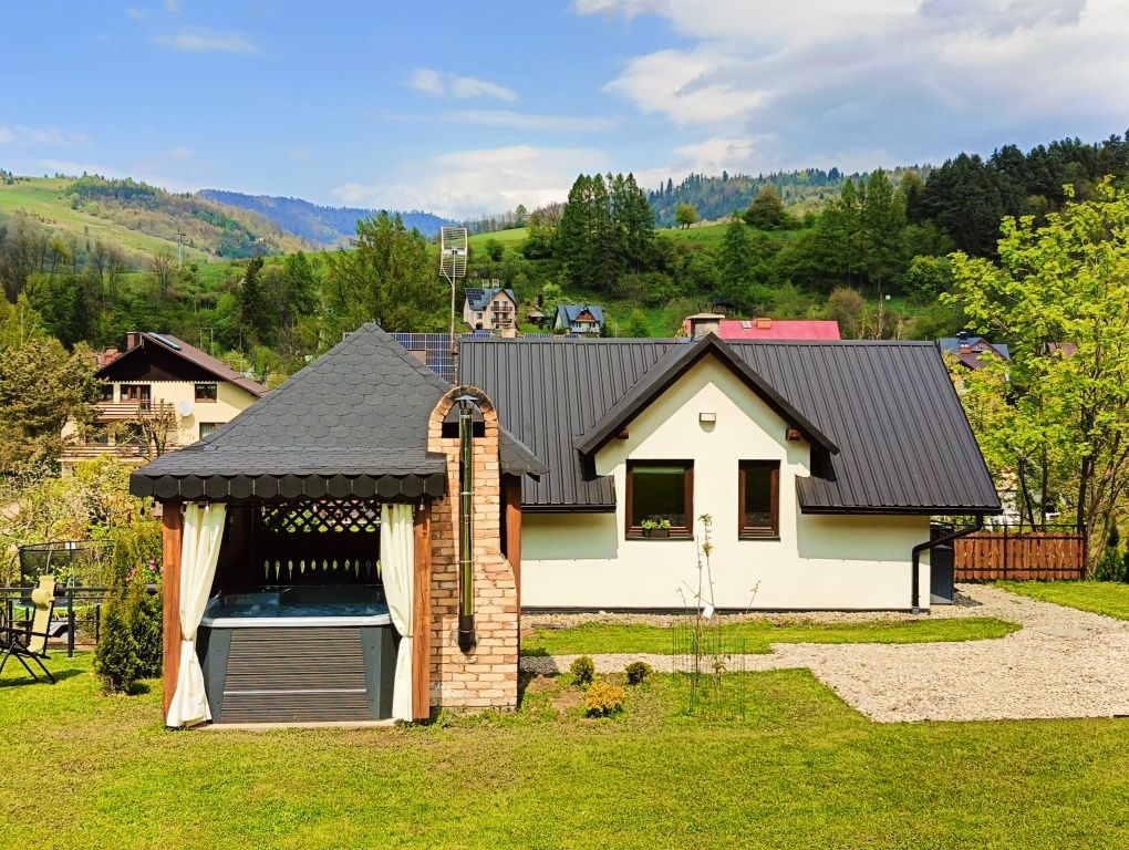 W sercu Małych Pienin- domek z prywatnym jacuzzi