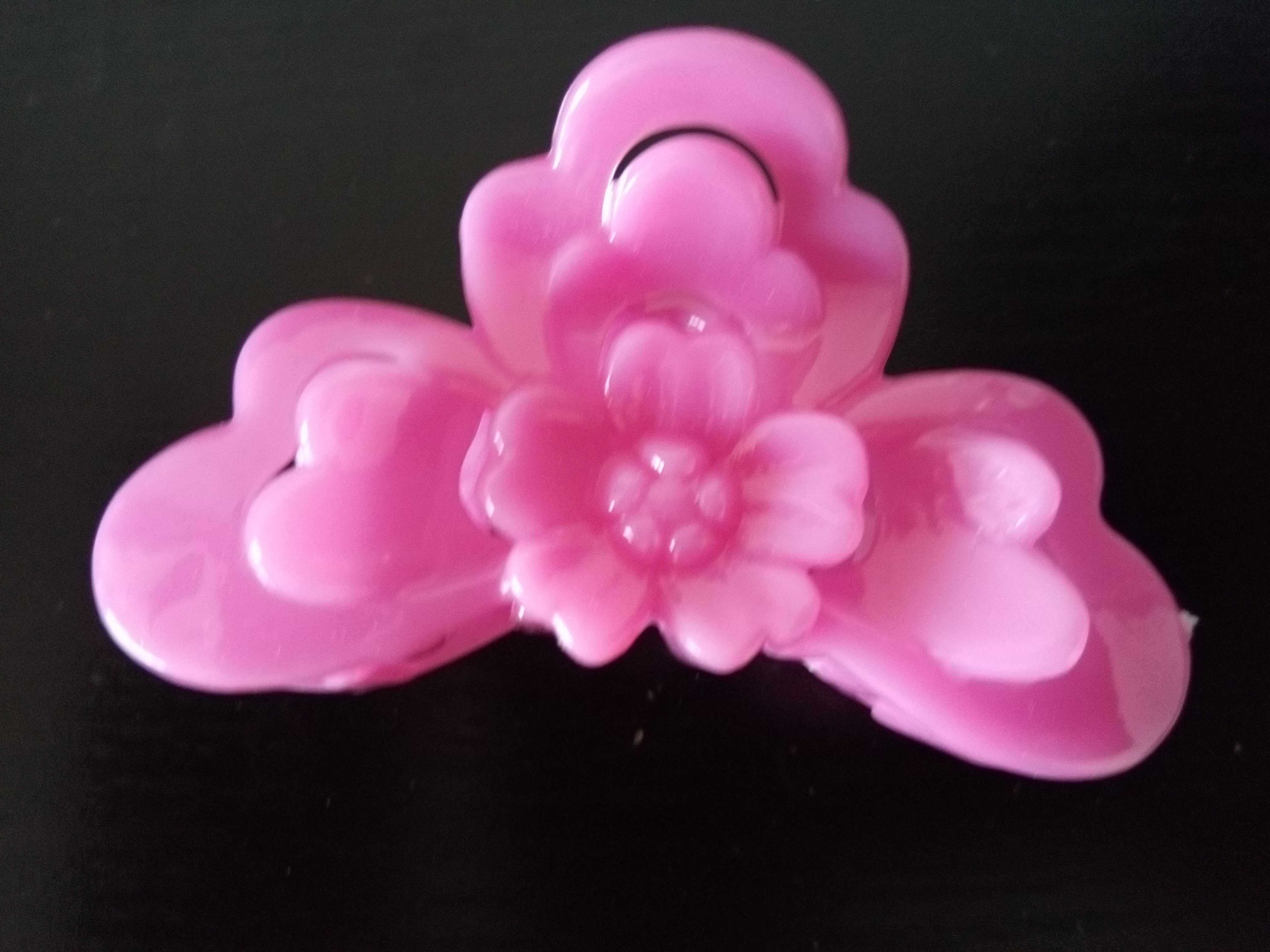 mola de cabelo com flor rosa da H&M - Nova
