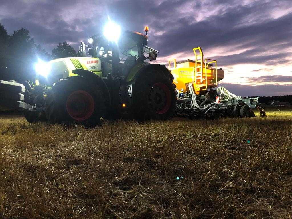 Siew Pasowy StripTill Claas Mzuri 4T Usługi Amazone  Mulczer Tempo