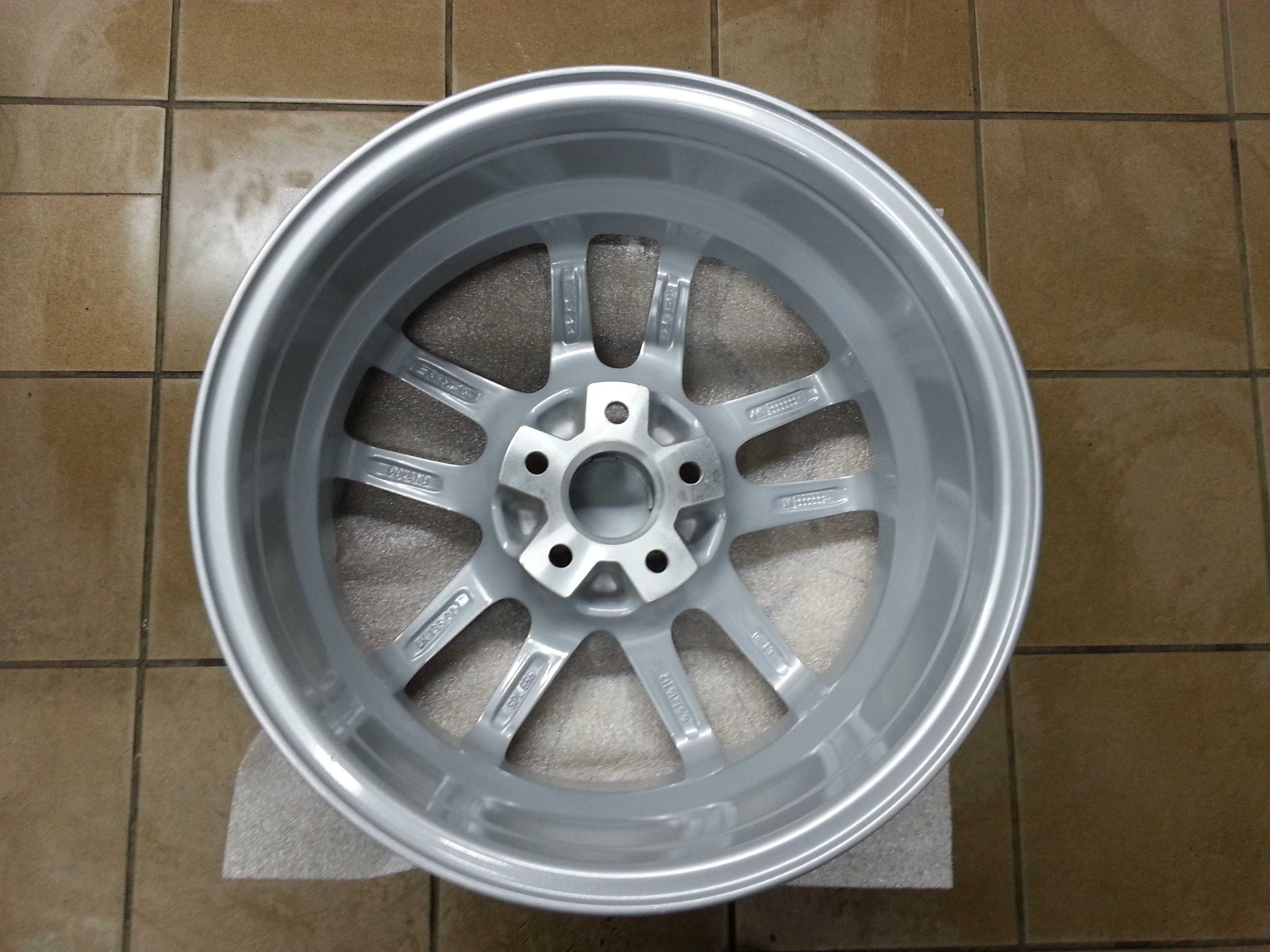 Felgi aluminiowe Opel Chevrolet 5x105 x56,5 6,5x16 ET-38 Anzio Split