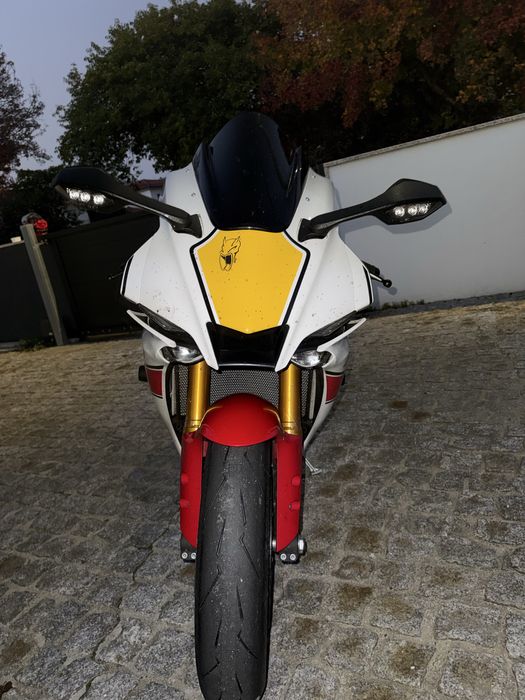 Yamaha r1 60th Anniversary! Apenas 4800 quilometros!