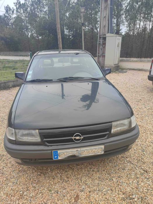 opel astra TDI  com motor Isuzu Turbodiesel