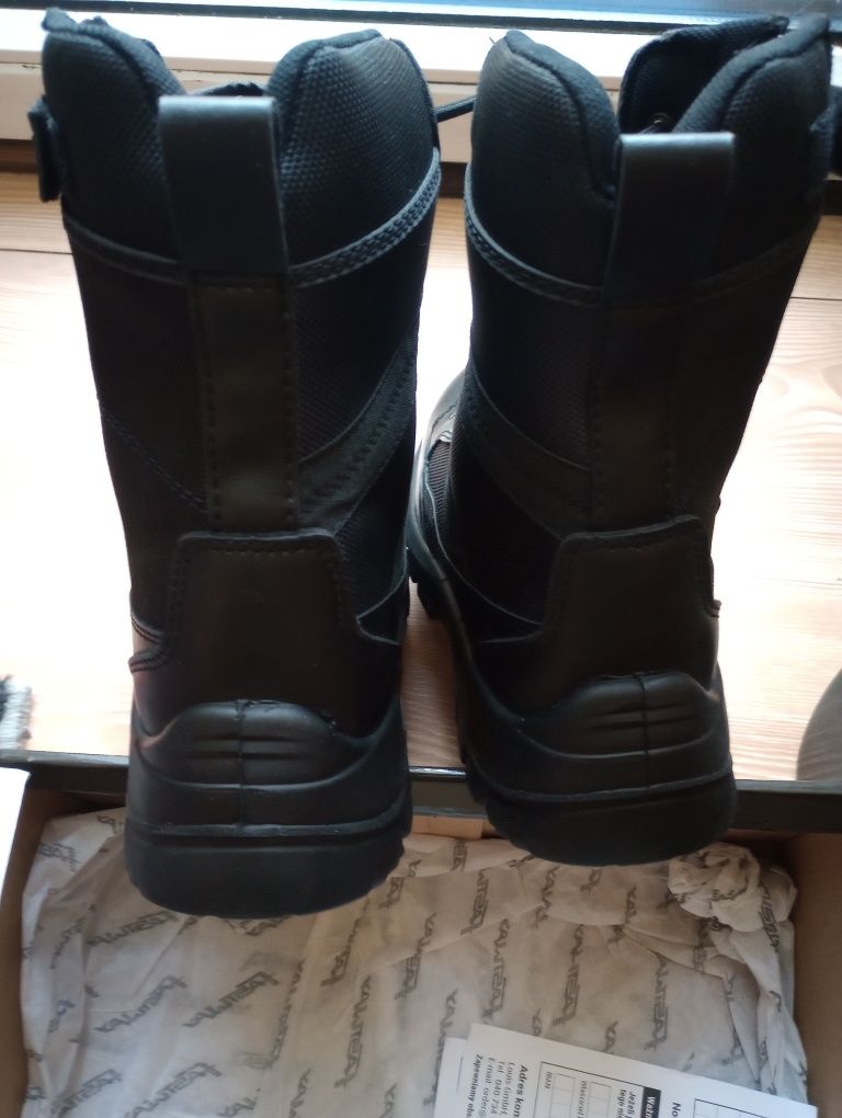 Nowe buty motocyklowe