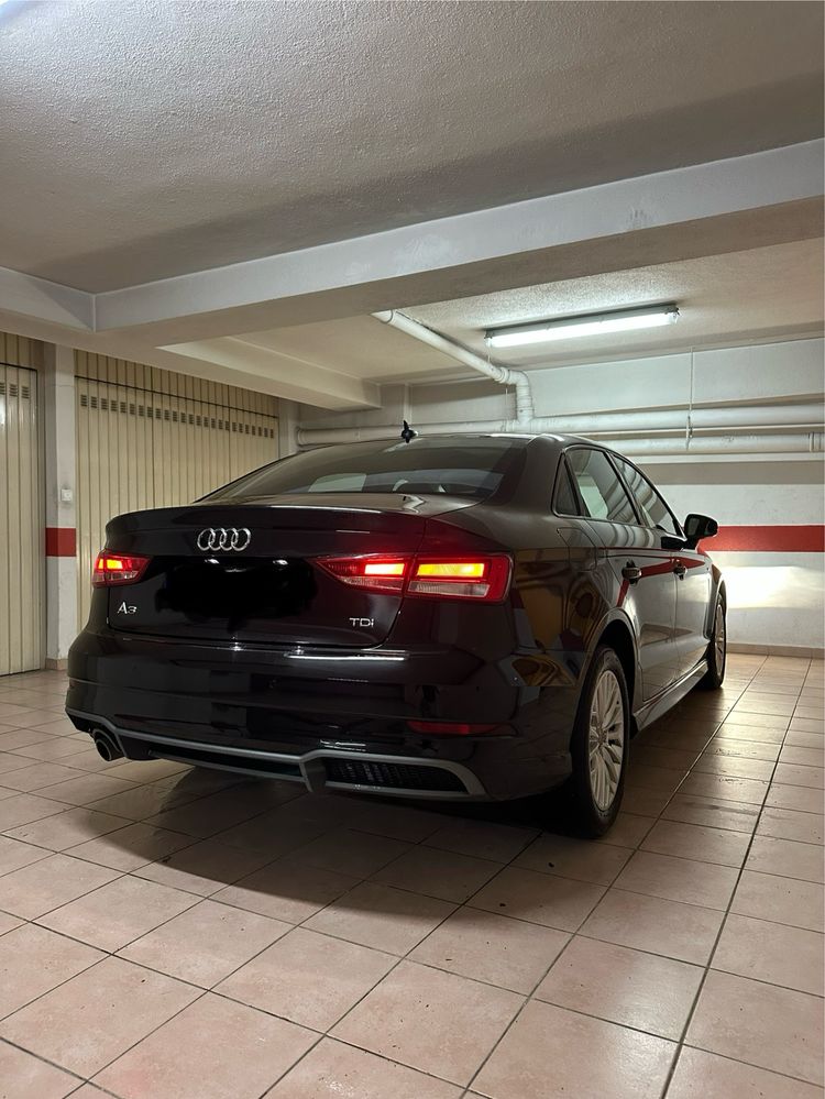 Audi A3 Limousine 1.6 TDI S-line