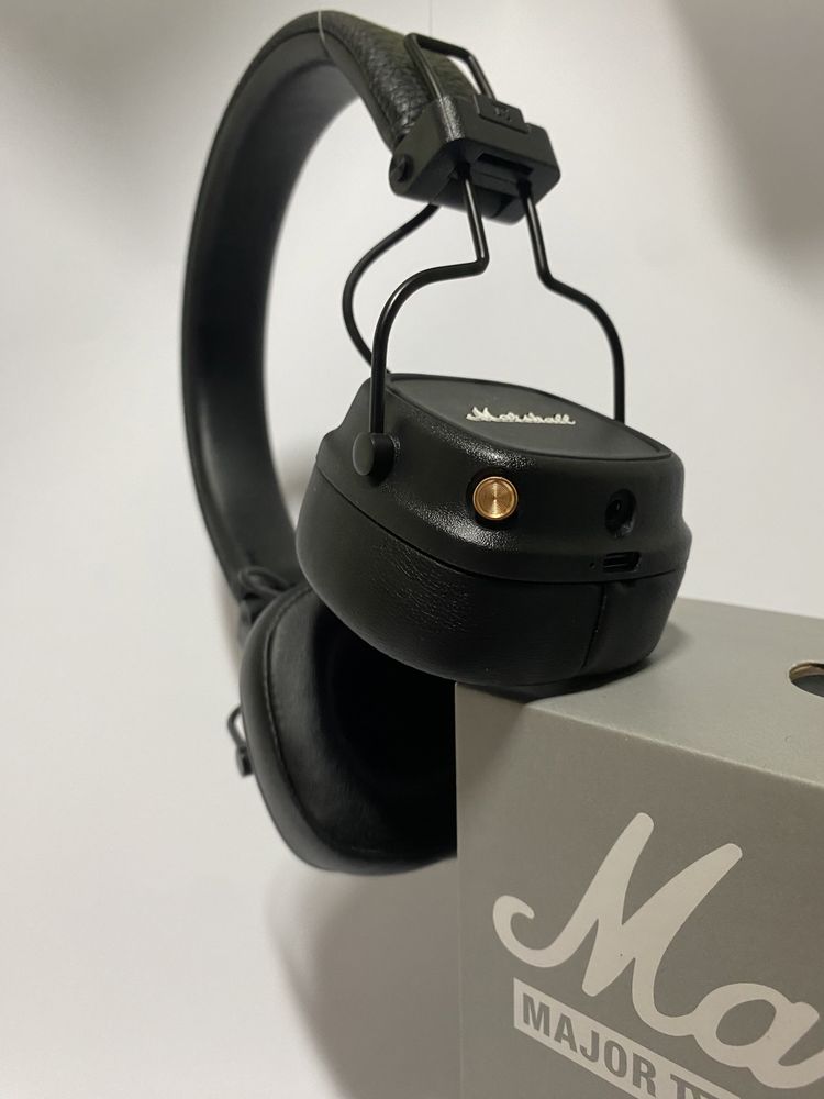 Маршал Marshall IV bluetooth Black навушники