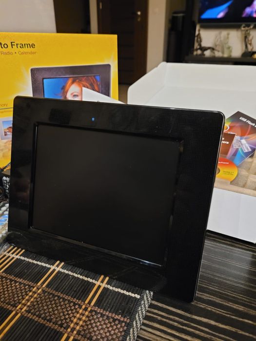 Cyfrowa ramka na zdjęcia Digital Photo Frame PF 810