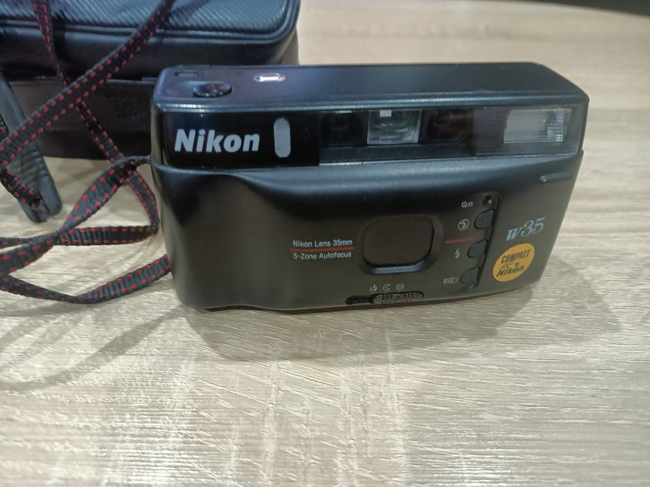 Aparat Nikon . ,