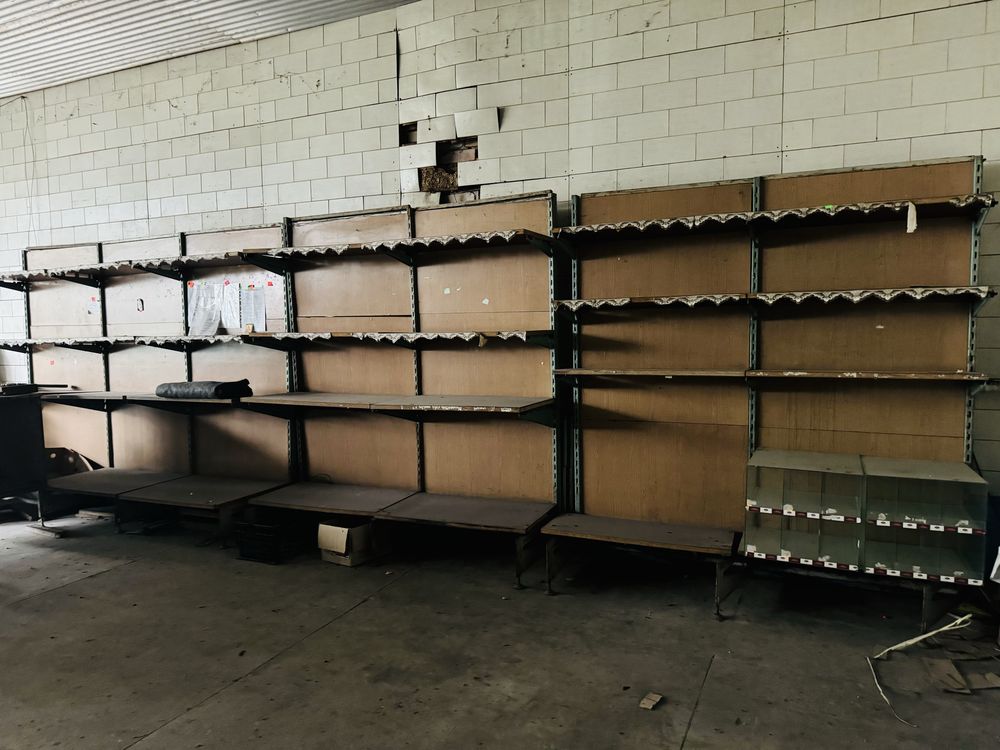 Продаж комерціного приміщення в с. Тесів