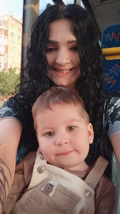 Няня  2-3 дня в неделю. Левый правый берег