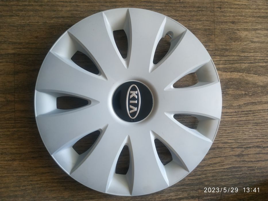 Колпаки Ковпаки Киа Kia r15 радиус есть все размеры 
П