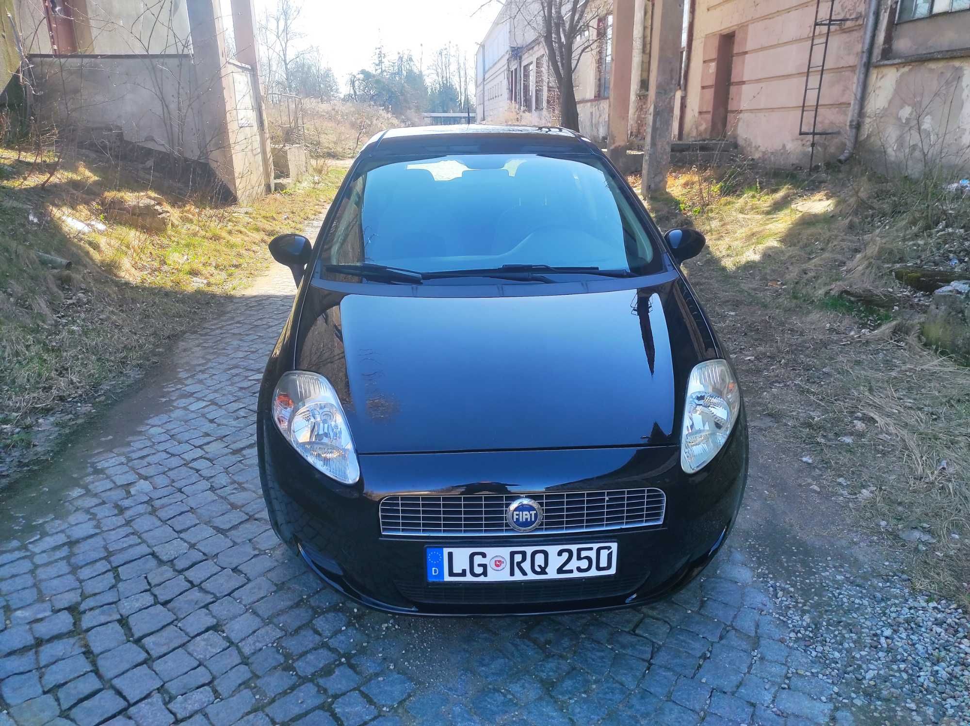 Fiat Grande Punto 1,4 benz,z Niemiec,opłacony,5 drzwi,klima,2007 rok