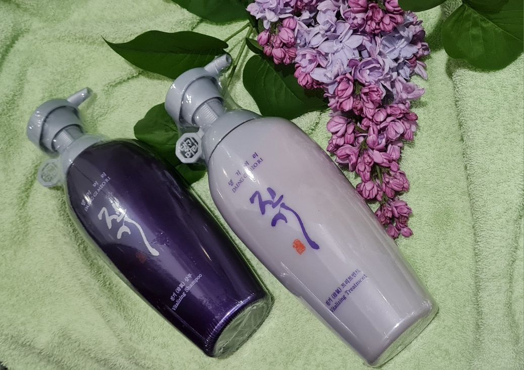 Daeng Gi Meo Ri Vitalizing Shampoo 500ml
Шампунь для лікування та проф