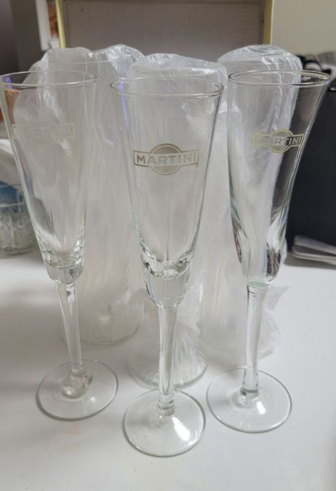 Kieliszki do szampana lub drinków 6 szt.