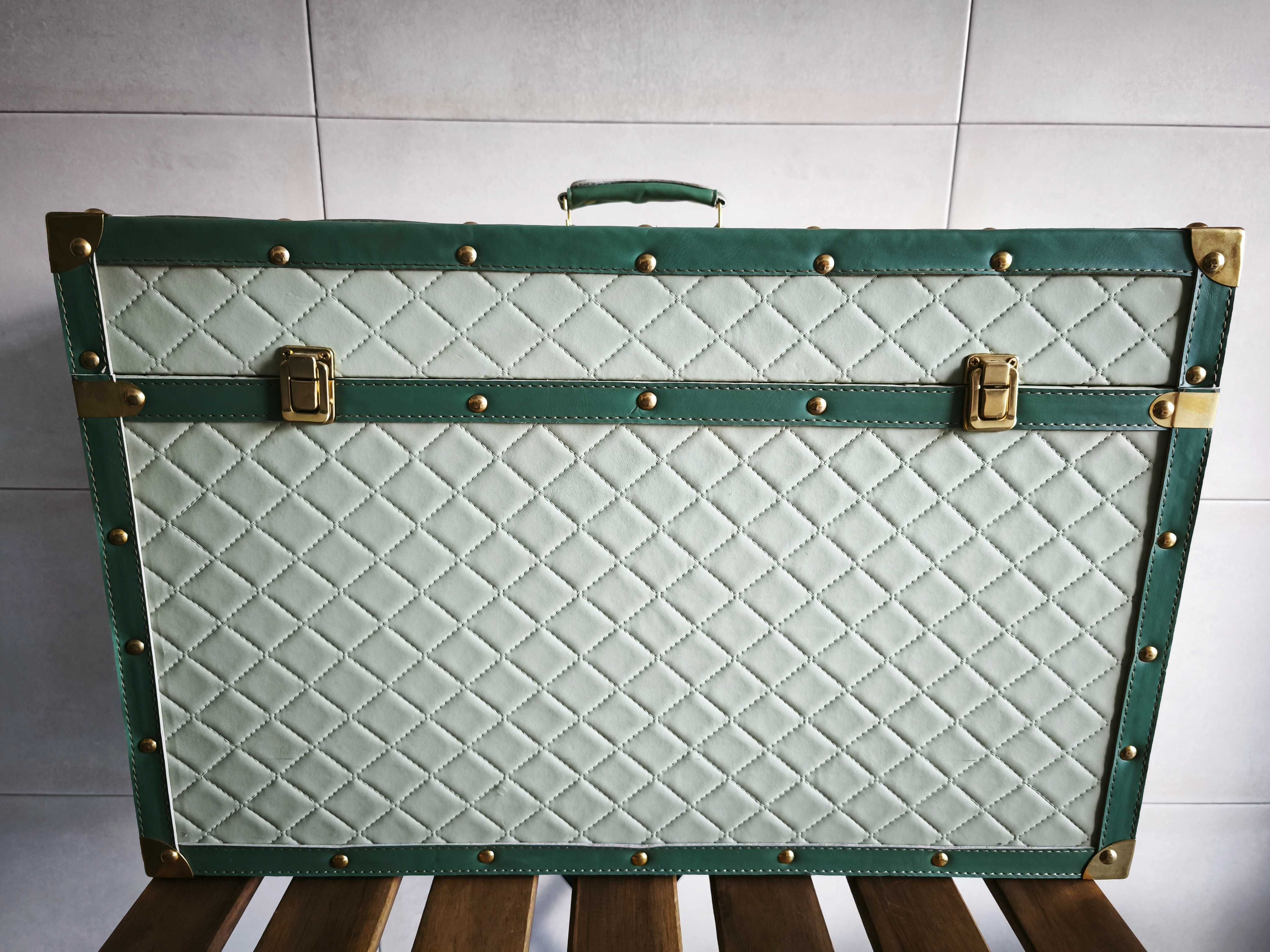 Baú vintage verde 36x56x36cm