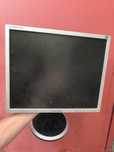 Два монитора Samsung SyncMaster 740B/N 17"