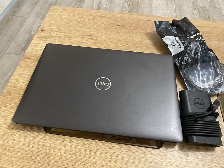 Laptop Dell i5 -8 gen. Windows 11
