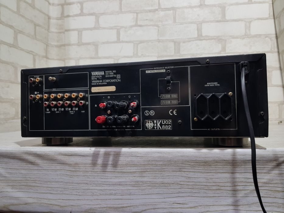 Стерео підсилювач YAMAHA AX-492,*2X130 Вт(8ом), б/у з Німеччини