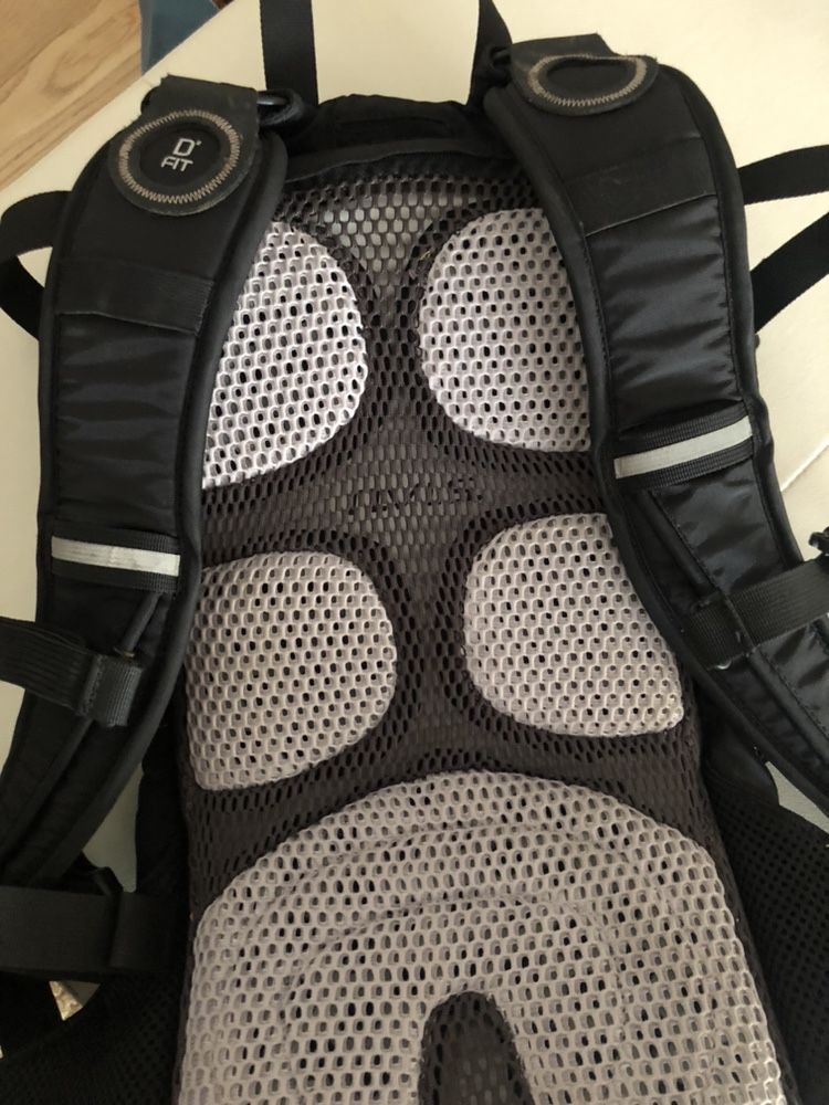 Mochila de BTT com proteção nas costas Camelbak