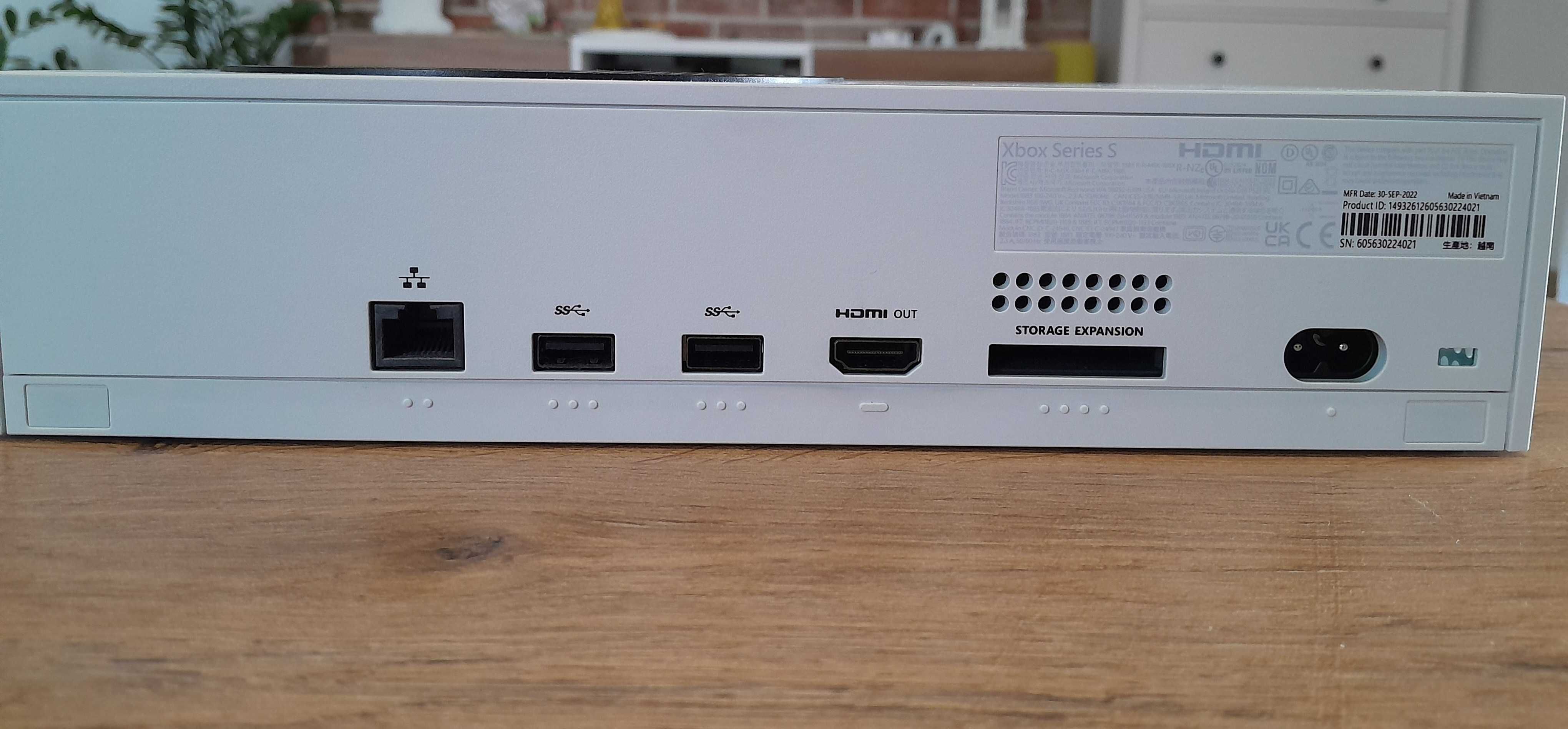 Sprzedam Xbox Series S