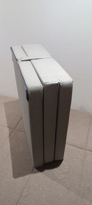 Colchão de espuma dobrável solteiro