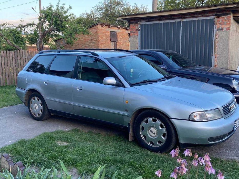 Ауді А4 б5 універсал
