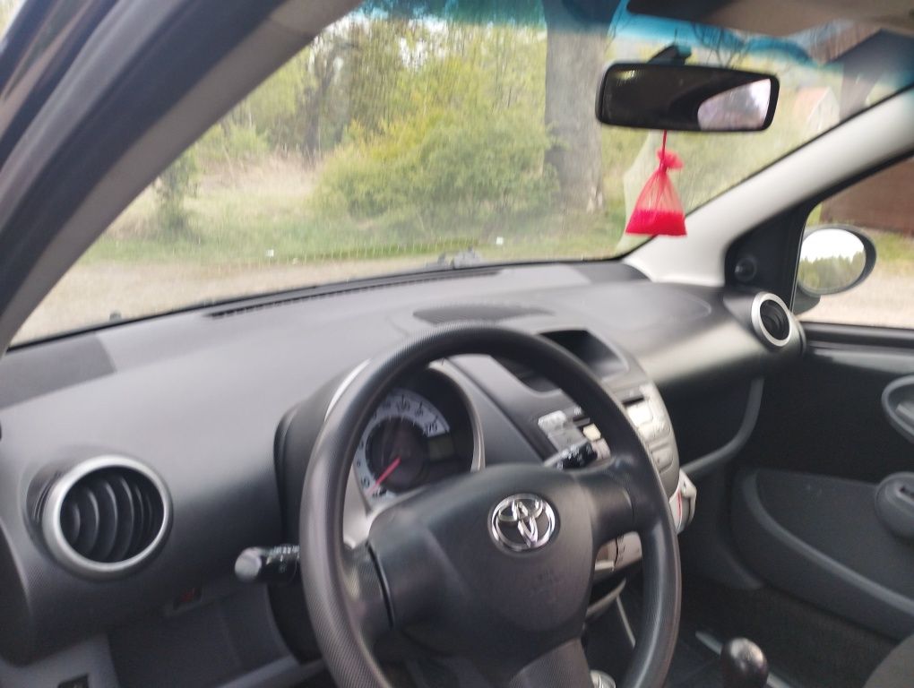 Toyota Aygo benzyna klimatyzacja