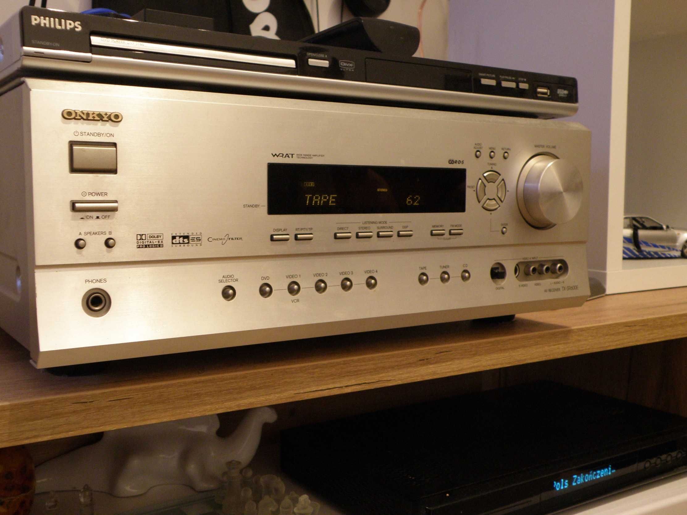 Amplituner kina domowego Onkyo TX SR600E