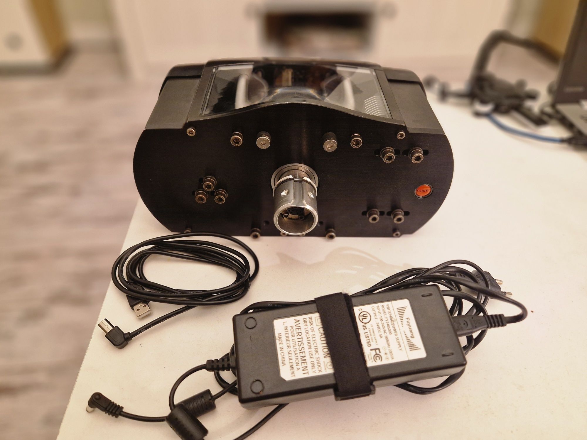 Прадам Fanatec Clubsport Wheel Base v1. Ціна актуальна на наложку
