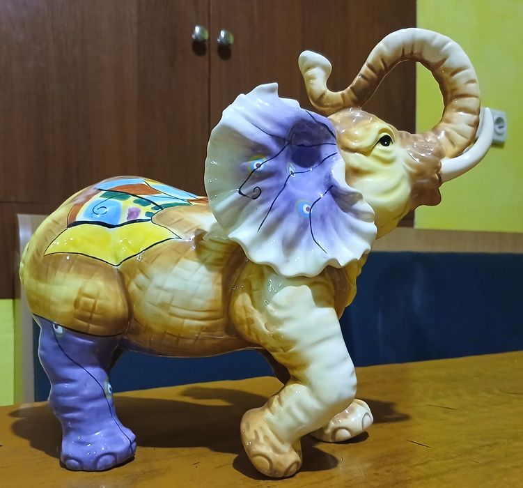 Керамічна статуетка слон Lefard