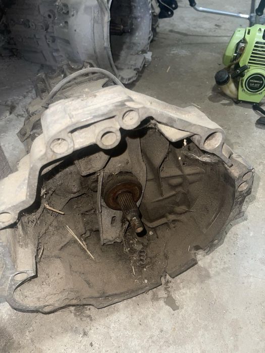 Кпп коробка передач audi a4 b5 vw passat b5 1.6 1.8 дросель полуось