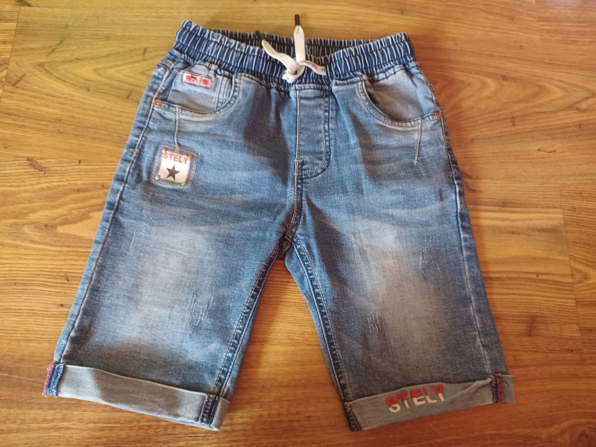 Spodenki jeans 134/140