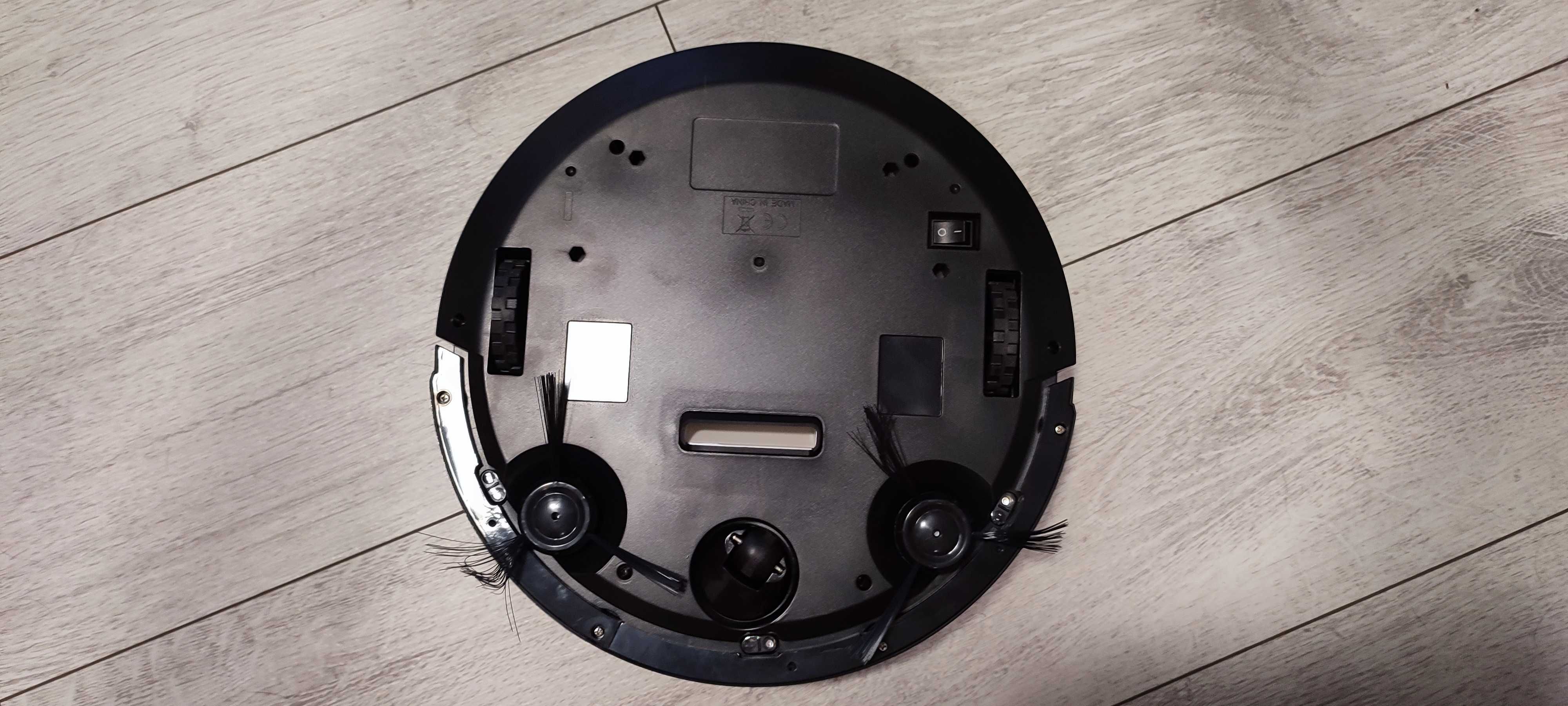 Automatyczny robot sprzątający odkurzacz