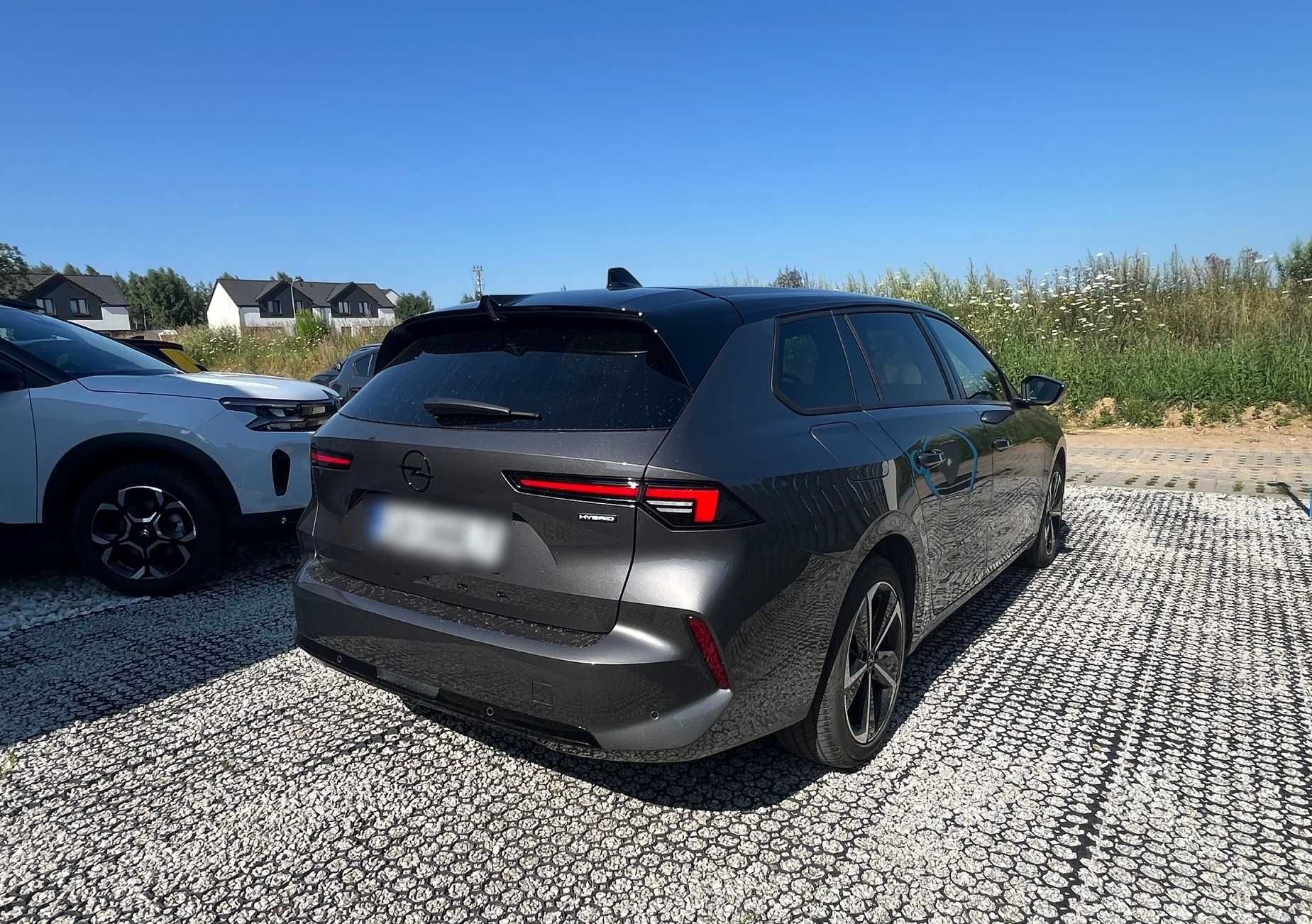 Wypożyczalnia - Wynajem aut, Lotnisko, Trójmiasto, Opel Astra 2025