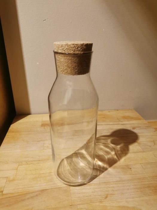 Karafka szklana z korkiem Ikea 1L
