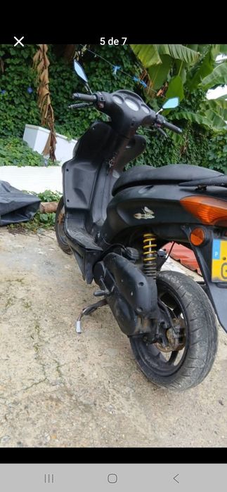 HONDA XR8 Super Sport 
50cc . 
Boas segue para venda uma scooter em