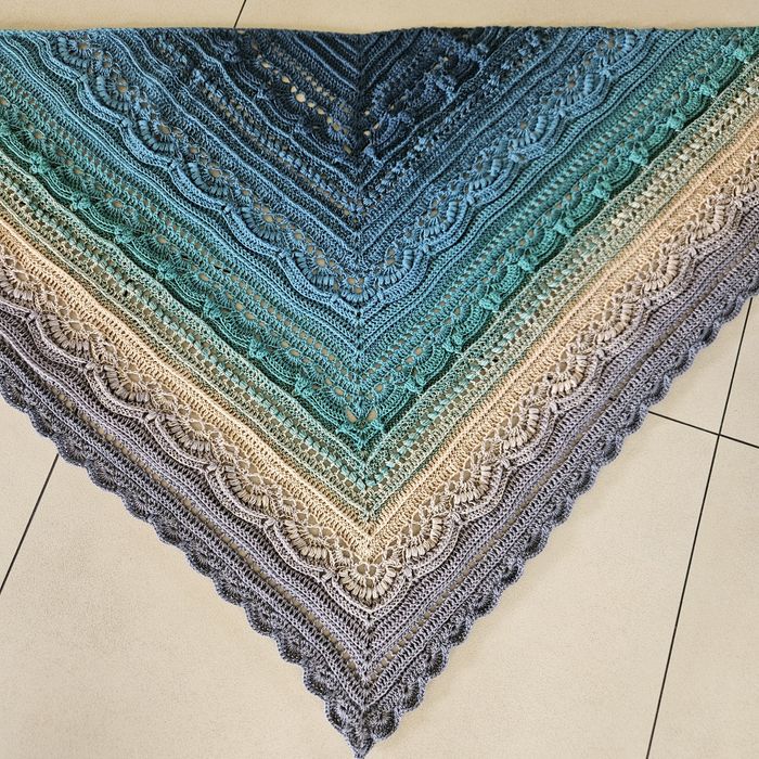 Chusta robiona na szydełku rękodzieło Handmade idealna na prezent